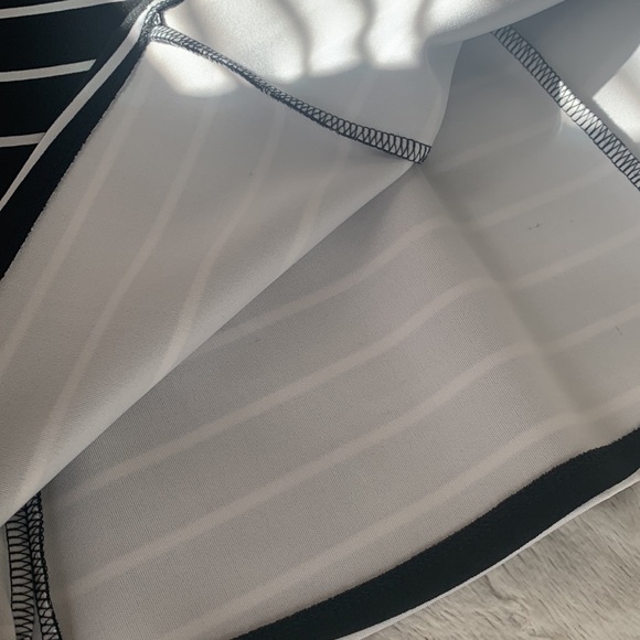 {Decree} High Waisted Skirt - Picture 3 of 7